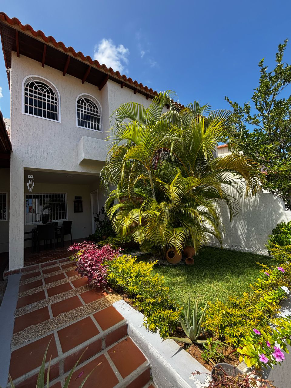 1 Townhouse en Venta en Margarita con excelente ubicación 2 Townhouse en Venta en Margarita con excelente ubicación