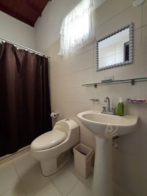 13 Townhouse en Venta en Margarita con excelente ubicación Townhouse en Venta en Margarita con excelente ubicación