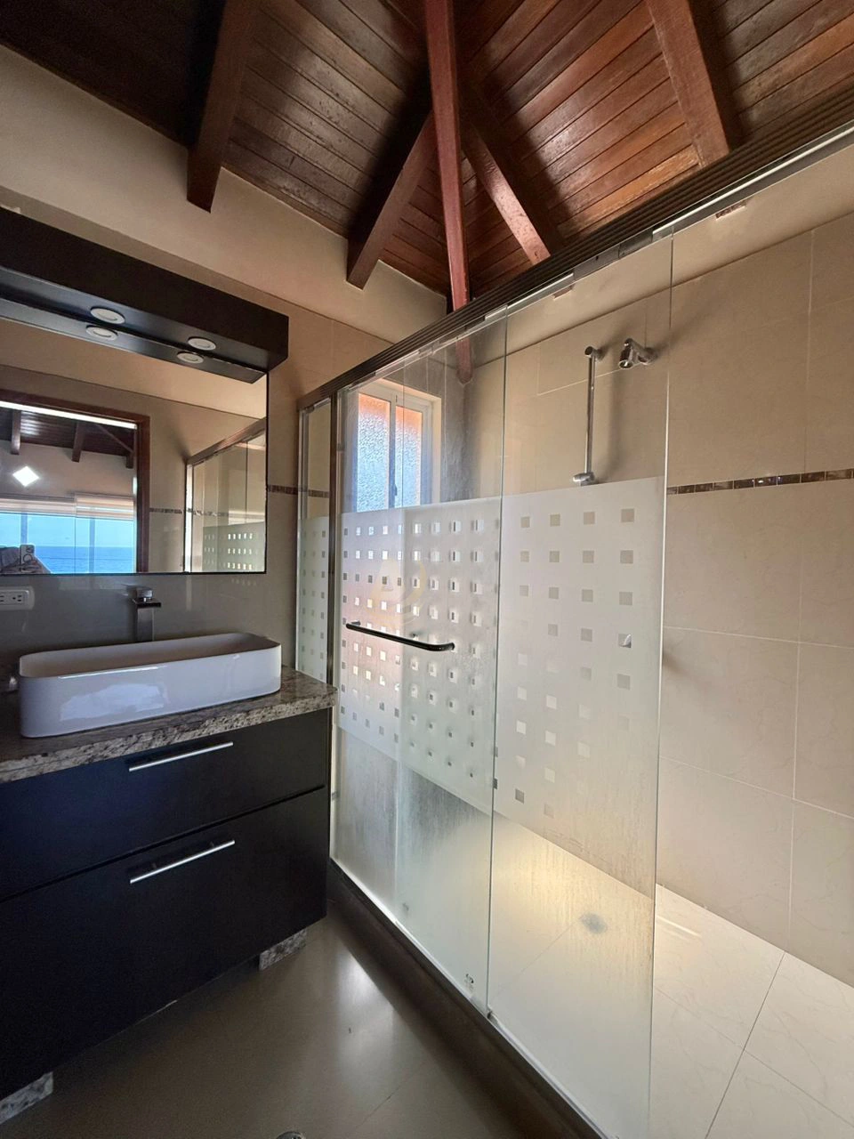 17 Casa en Venta en Margarita con excelente ubicación Casa en Venta en Margarita con excelente ubicación