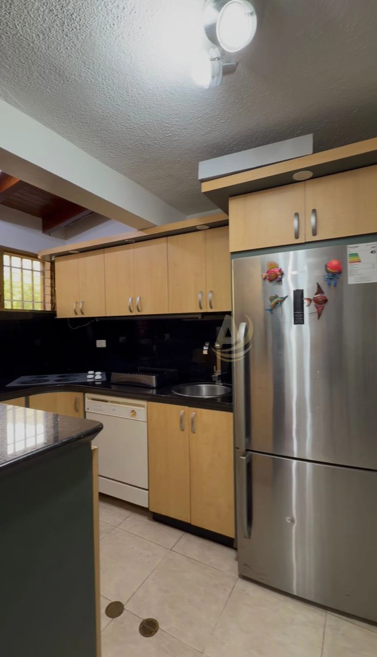 2 Townhouse en Venta en Margarita con excelente ubicación Townhouse en Venta en Margarita con excelente ubicación