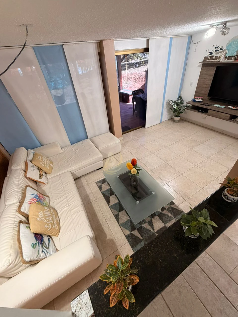 20 Townhouse en Venta en Margarita con excelente ubicación Townhouse en Venta en Margarita con excelente ubicación