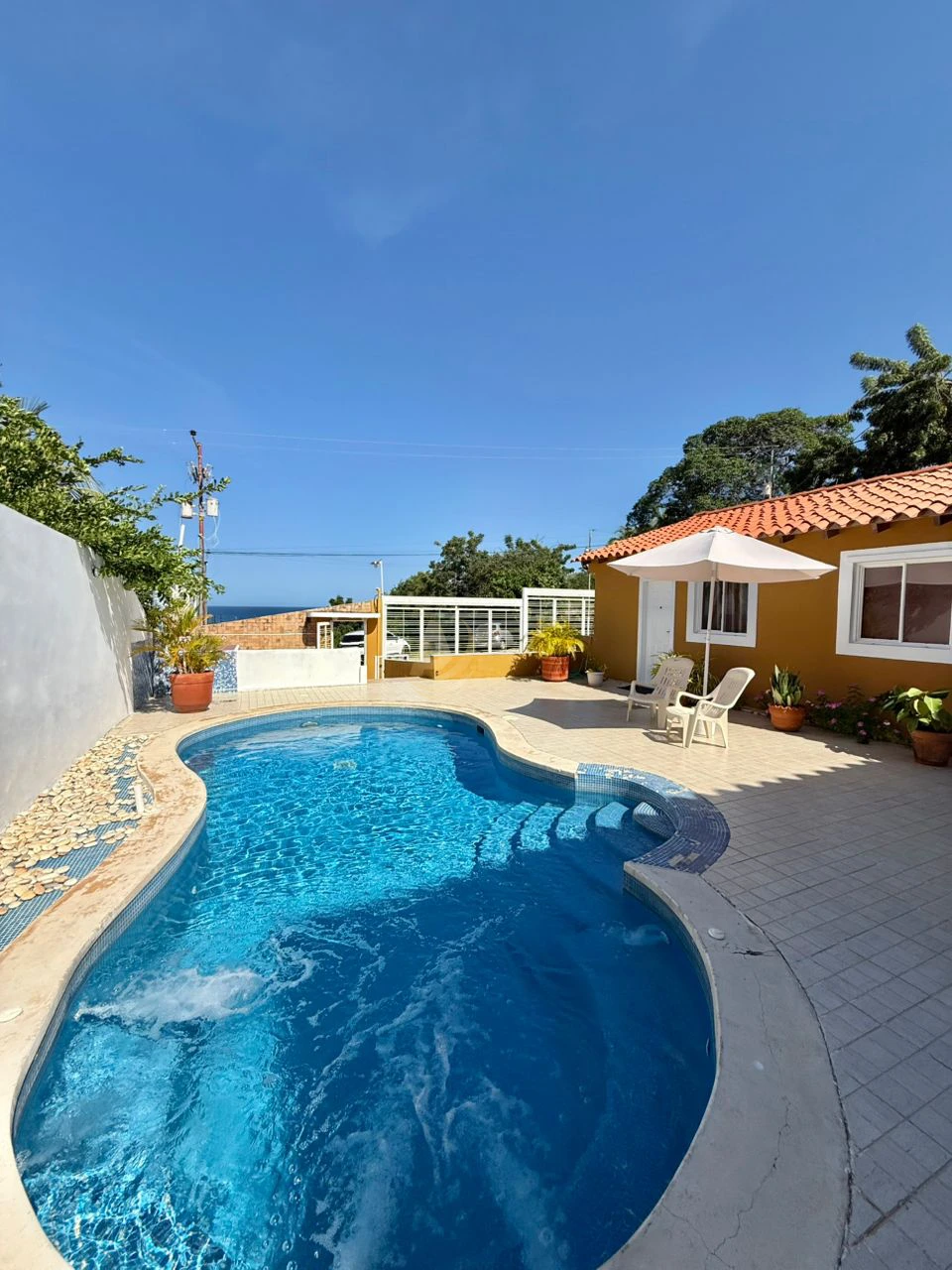 5 Casa en Venta en Margarita con excelente ubicación Casa en Venta en Margarita con excelente ubicación