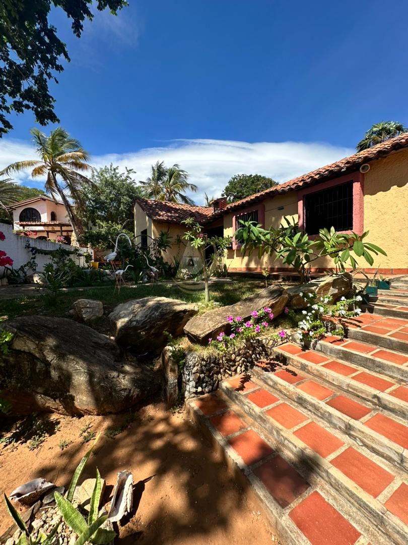 1 Casa en Venta en Margarita con excelente ubicación 2 Casa en Venta en Margarita con excelente ubicación