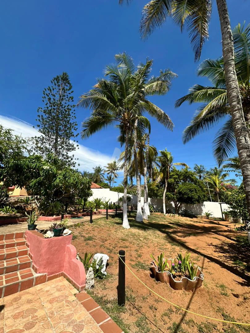 14 Casa en Venta en Margarita con excelente ubicación Casa en Venta en Margarita con excelente ubicación