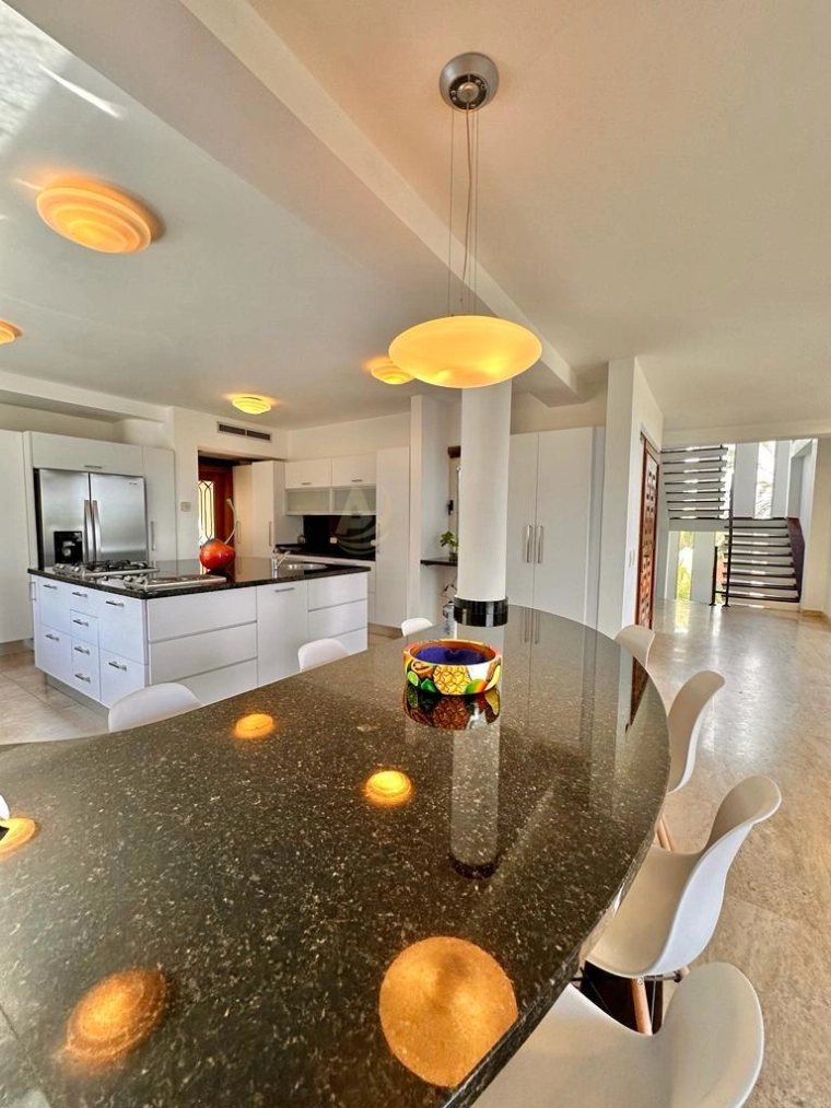 14 Casa en Venta en Margarita con excelente ubicación Casa en Venta en Margarita con excelente ubicación