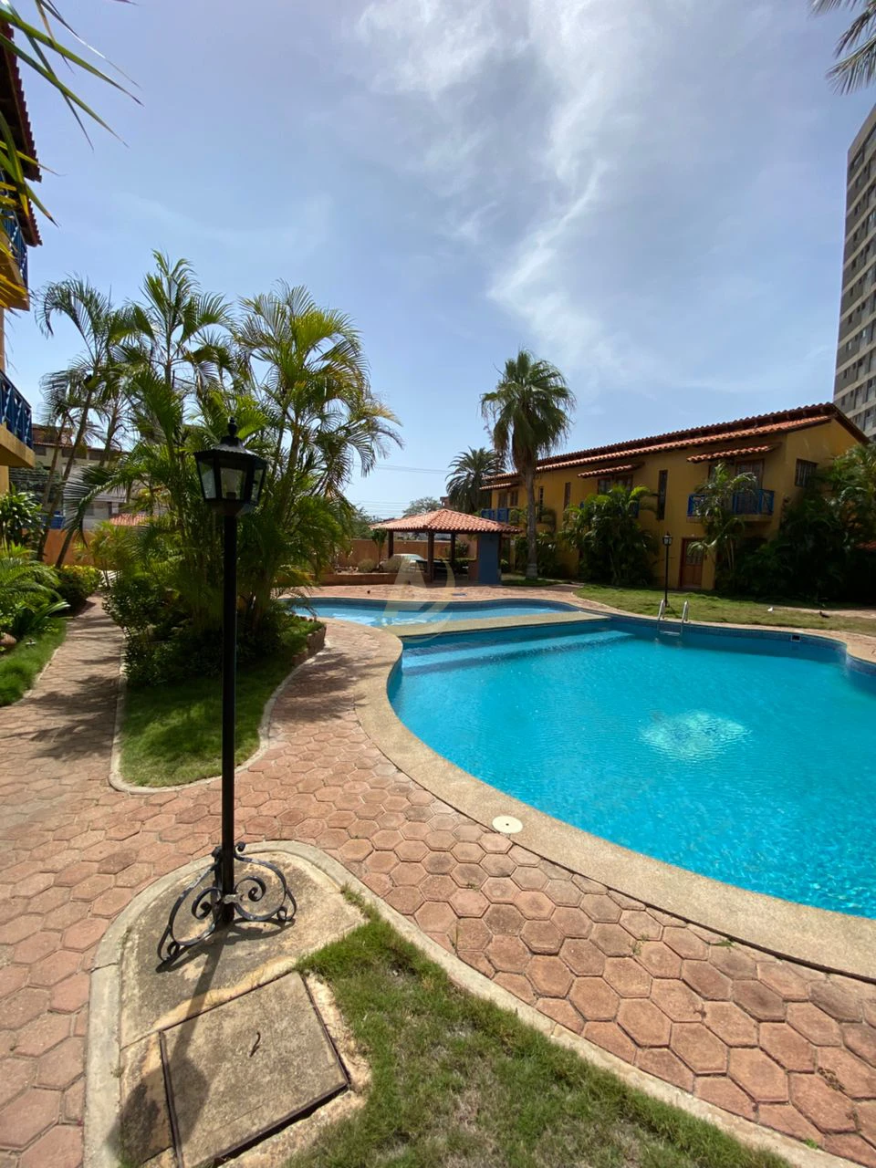 15 Townhouse en Venta en Margarita con excelente ubicación Apartamentos en Venta en Margarita con excelente ubicación