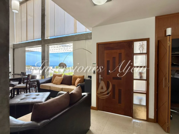 Casa en Venta en Margarita con vista al mar