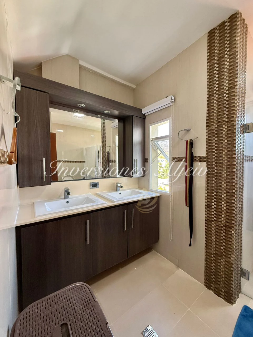 5 Casa en Venta en Margarita con vista al mar Casa en Venta en Margarita con vista al mar