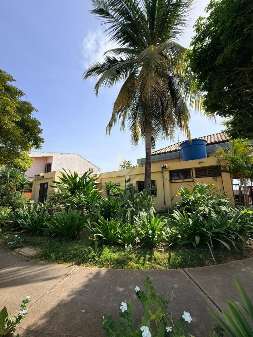 5 Townhouse en Venta en Margarita con excelente ubicación (1) Townhouse en Venta en Margarita con excelente ubicación