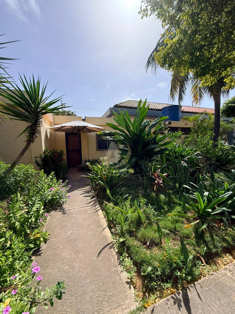 8 Townhouse en Venta en Margarita con excelente ubicación Townhouse en Venta en Margarita con excelente ubicación