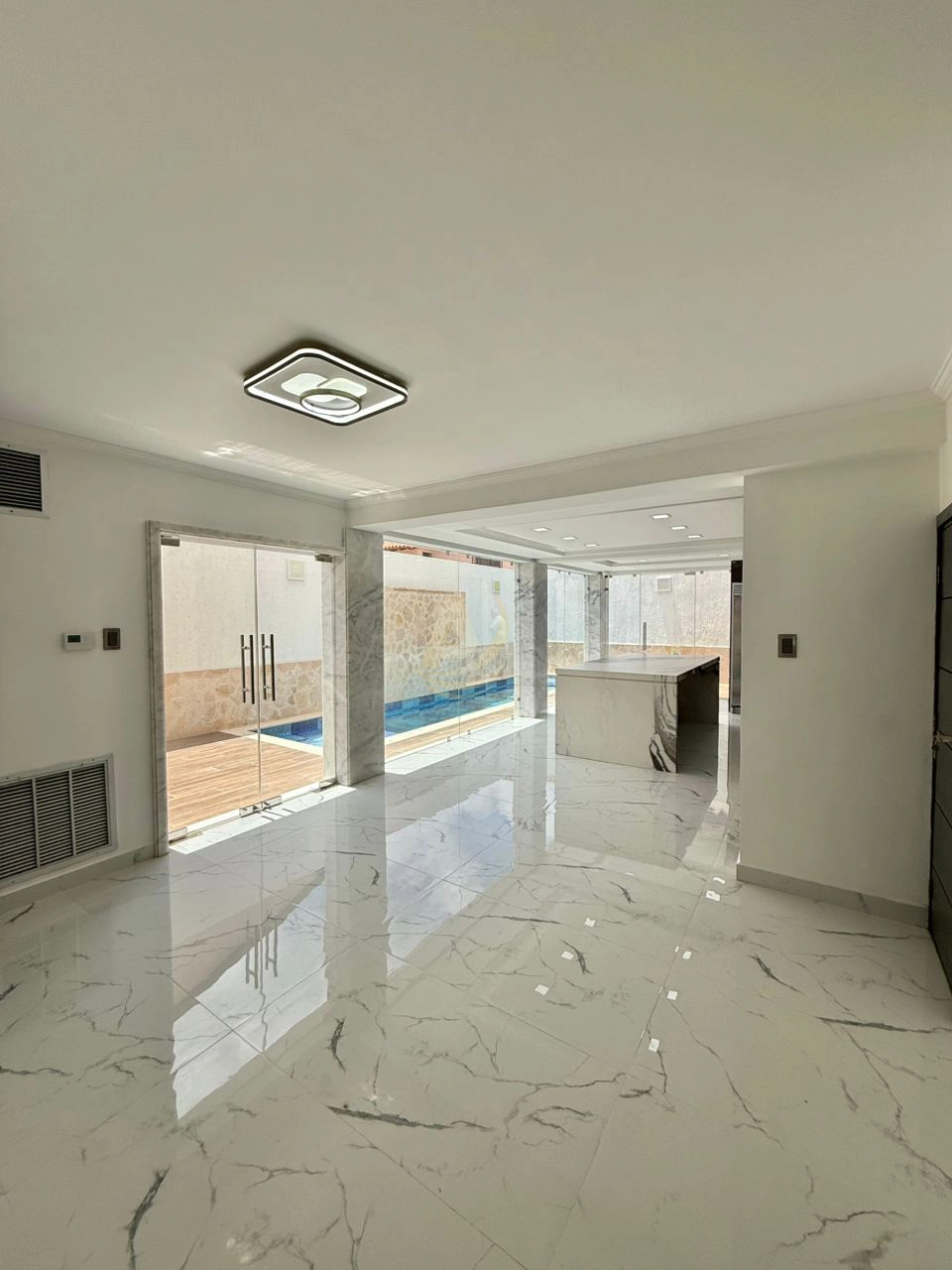 13 Casa en Venta en Margarita con excelente ubicación Casa en Venta en Margarita con excelente ubicación