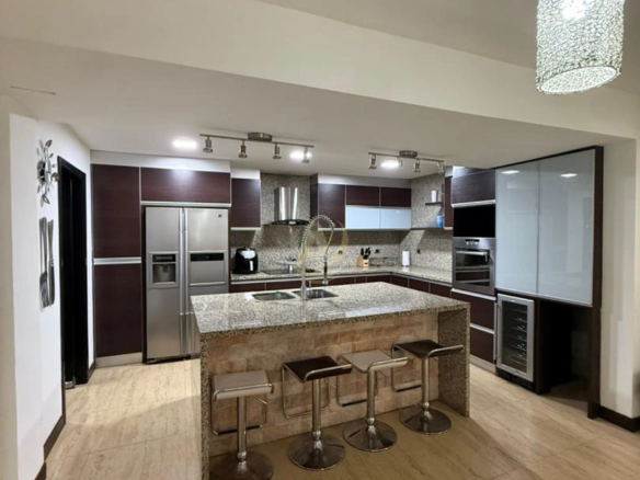 Townhouse en Venta en Margarita con excelente ubicación