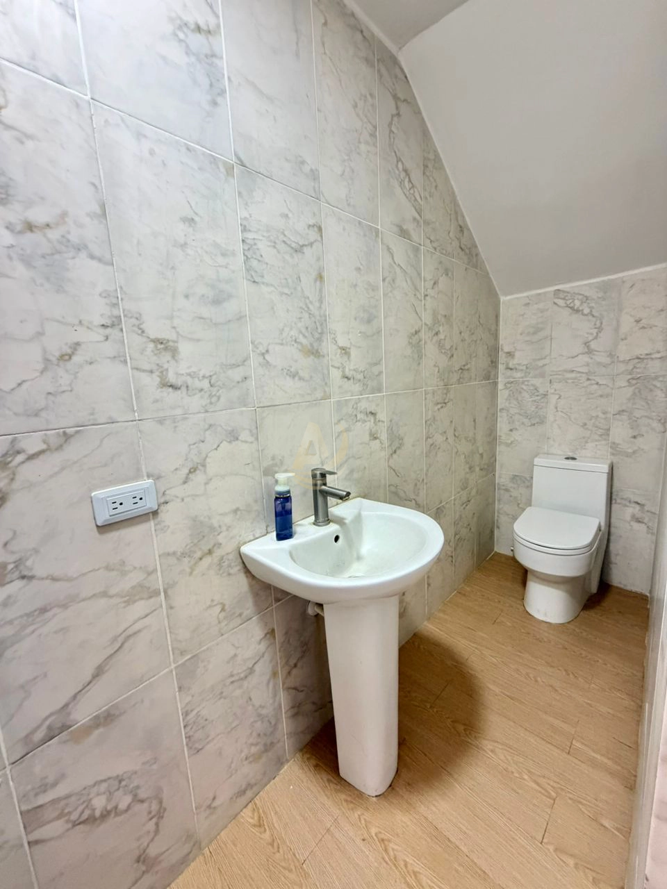16 Apartamentos en Venta en Margarita con excelente ubicación Townhouse en Venta en Margarita con excelente ubicación