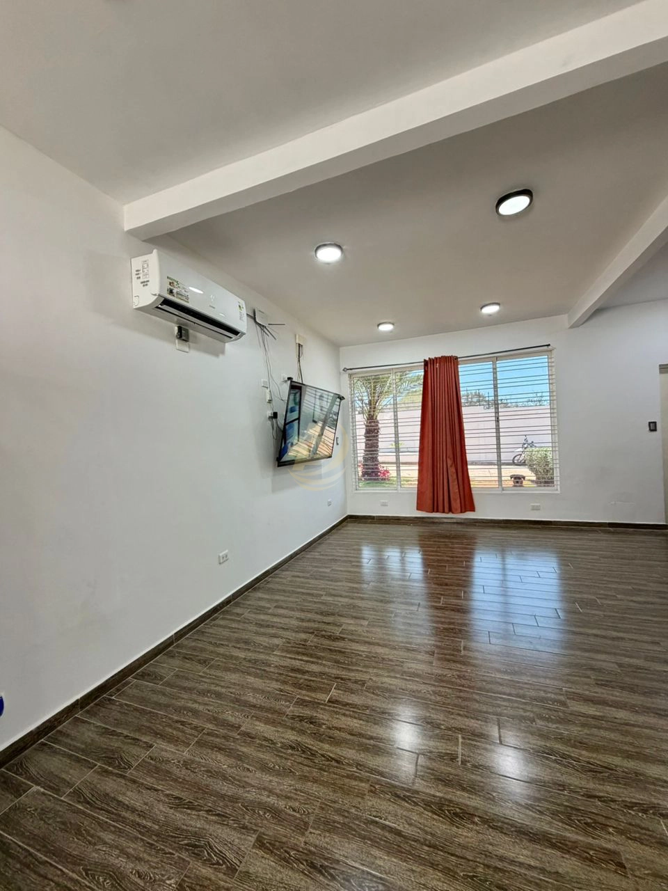 17 Apartamentos en Venta en Margarita con excelente ubicación Townhouse en Venta en Margarita con excelente ubicación