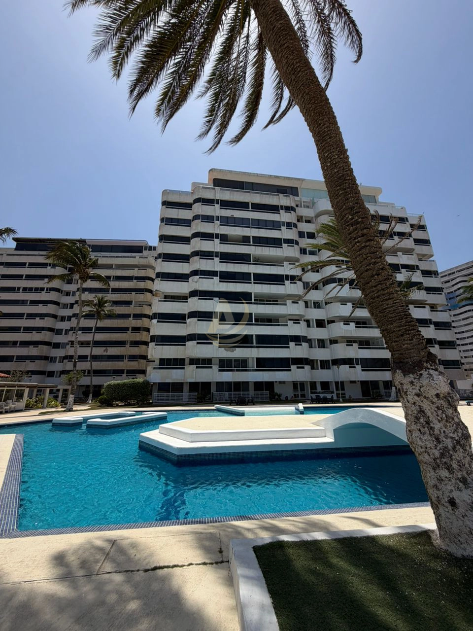3 Apartamentos en Venta en Margarita con vista al mar Apartamentos en Venta en Margarita con vista al mar
