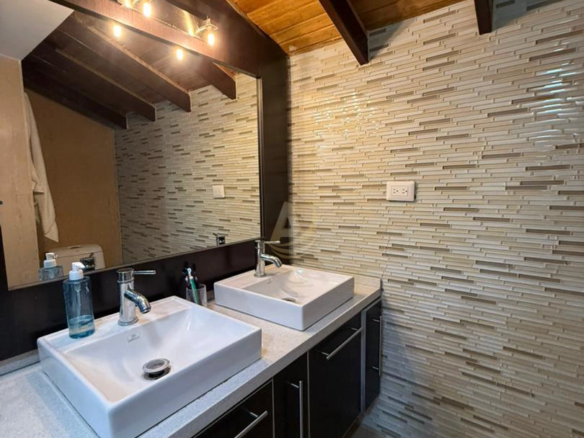 Townhouse en Venta en Margarita con excelente ubicación