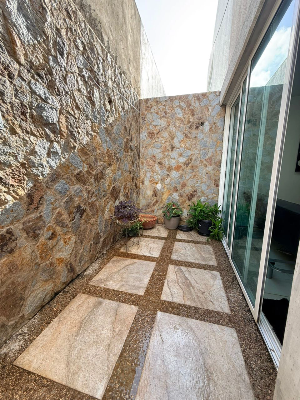 7 Townhouse en Venta en Margarita con excelente ubicación Townhouse en Venta en Margarita con excelente ubicación