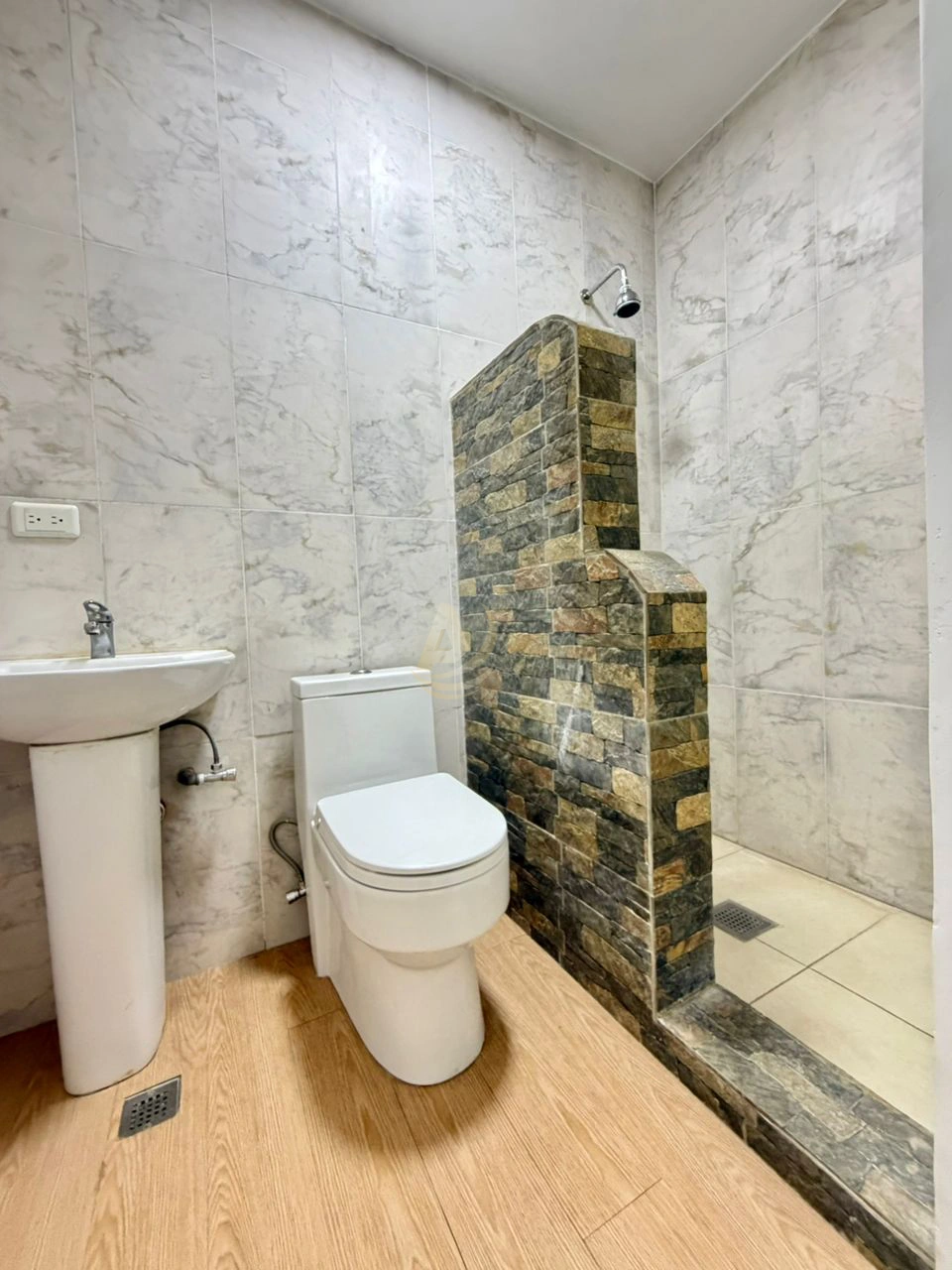 9 Apartamentos en Venta en Margarita con excelente ubicación Townhouse en Venta en Margarita con excelente ubicación