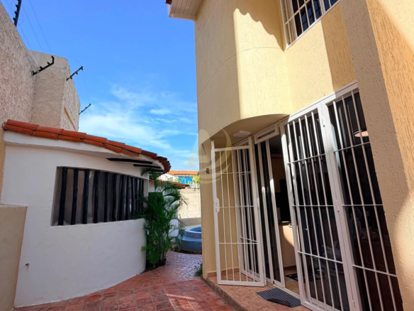 Townhouse en Venta en Margarita con excelente ubicación