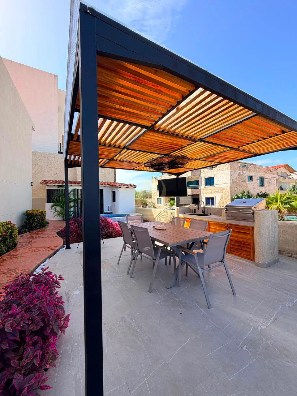 21 Townhouse en Venta en Margarita con excelente ubicación Townhouse en Venta en Margarita con excelente ubicación