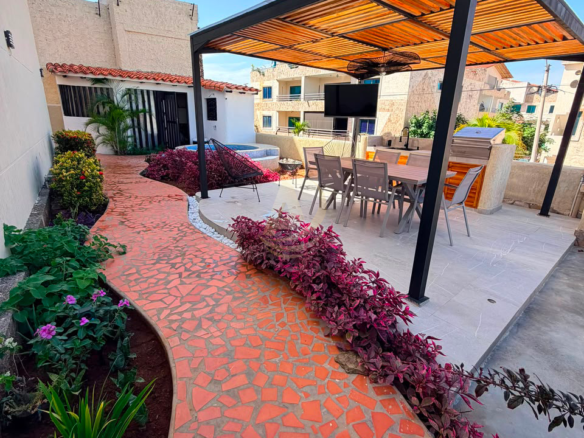 Townhouse en Venta en Margarita con excelente ubicación