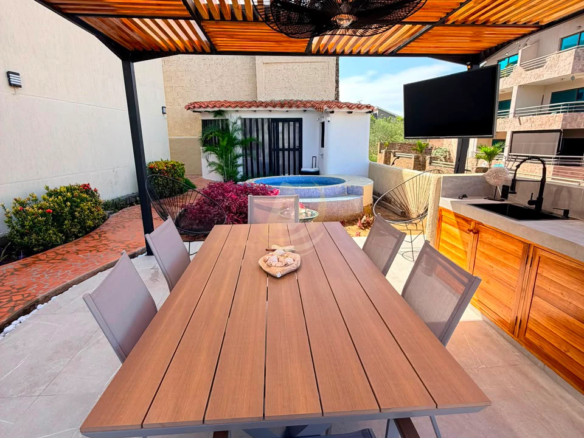 Townhouse en Venta en Margarita con excelente ubicación