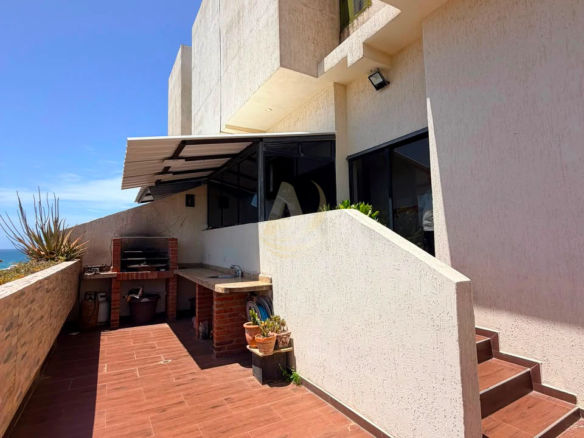 Townhouse en Venta en Margarita con excelente ubicación