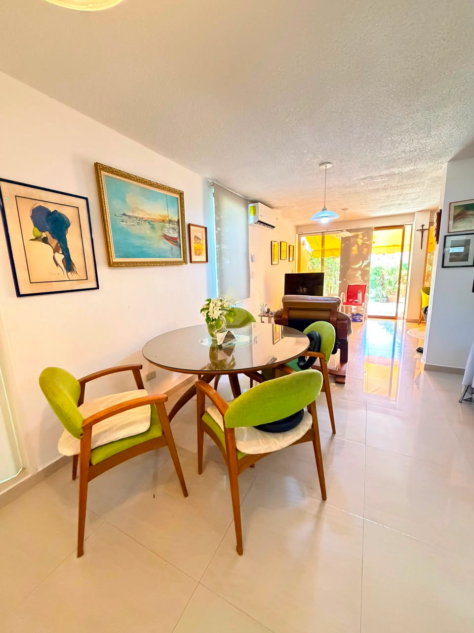 Townhouse en Venta en Margarita con excelente ubicación