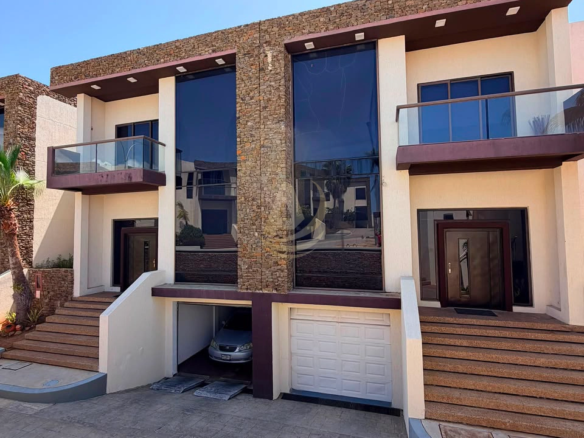 Townhouse en Venta en Margarita con excelente ubicación