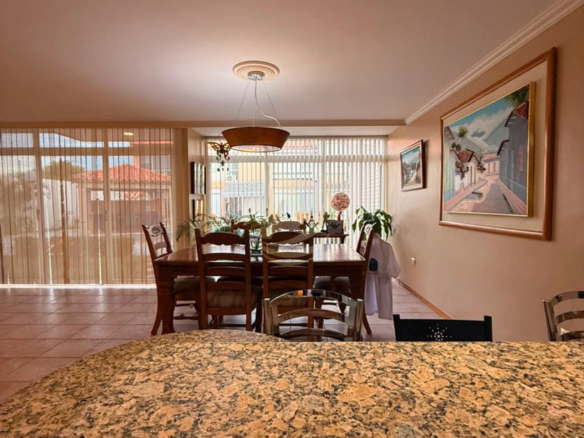 Townhouse en Venta en Margarita con excelente ubicación