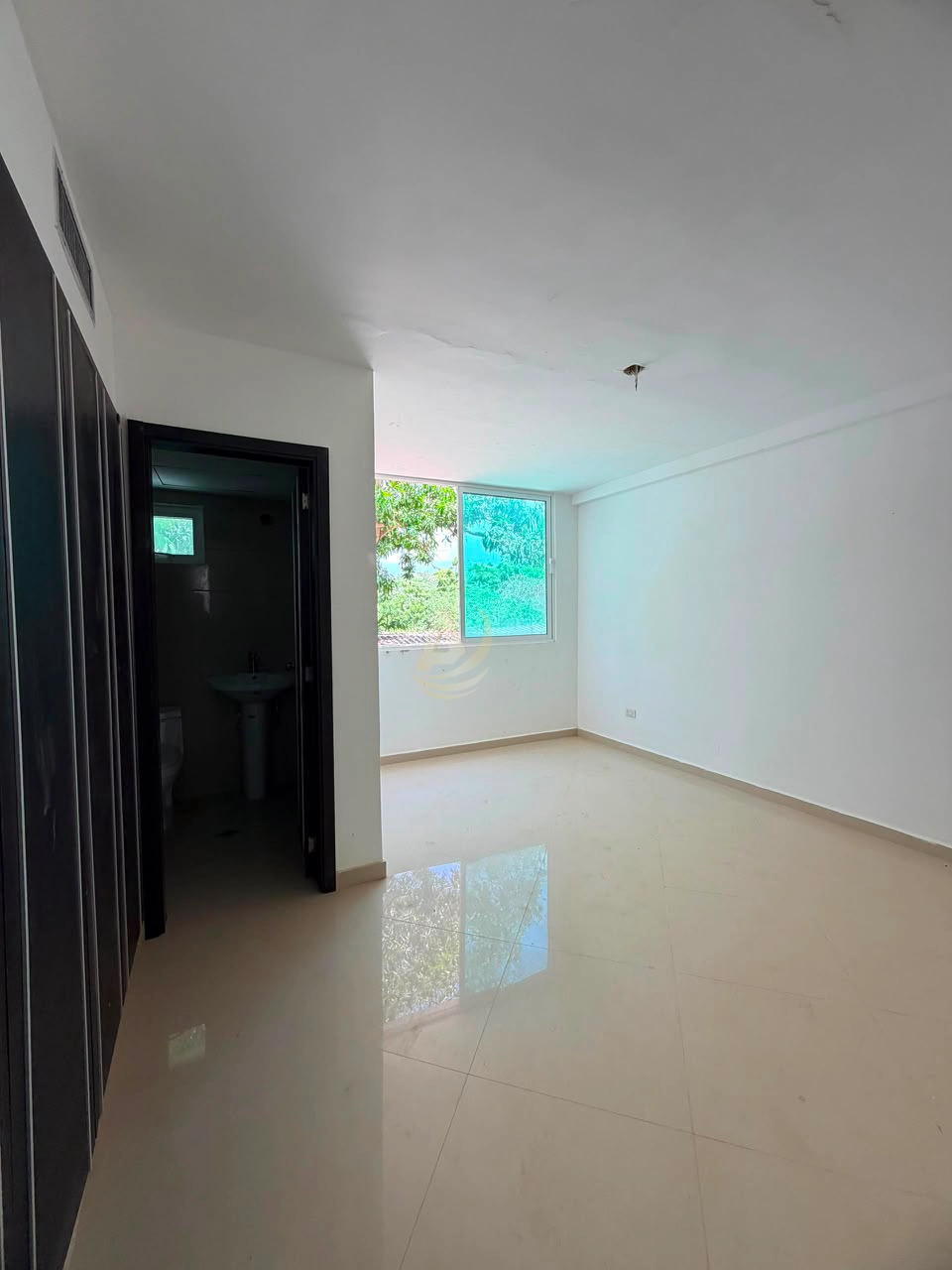 Townhouse en Venta en Margarita con excelente ubicación