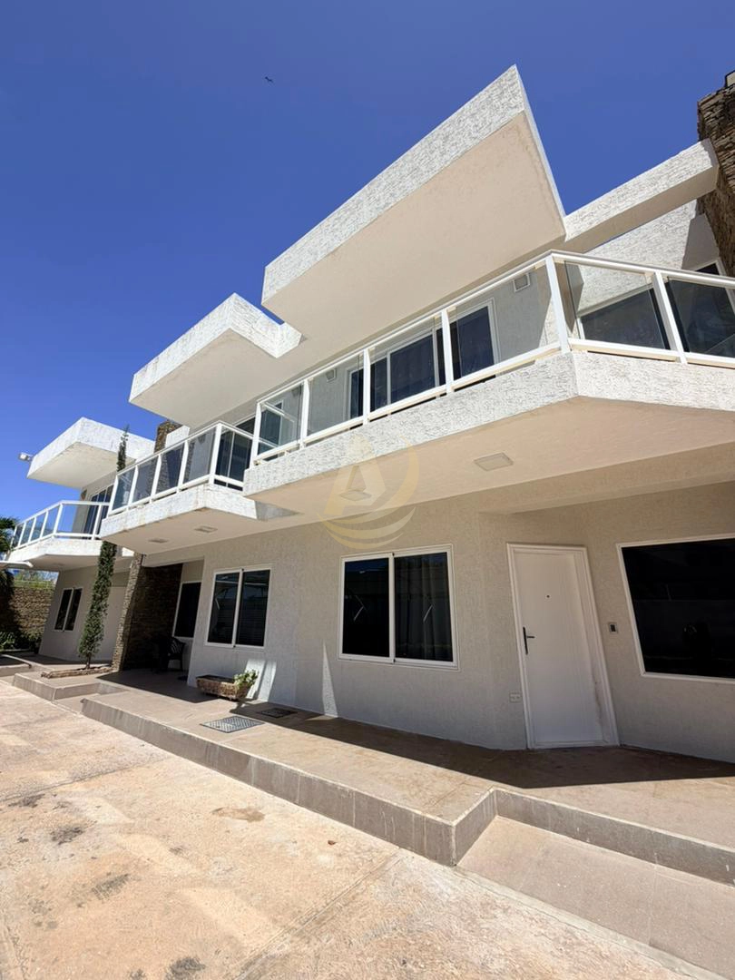 10 Townhouse en Venta en Margarita con excelente ubicación Townhouse en Venta en Margarita con excelente ubicación