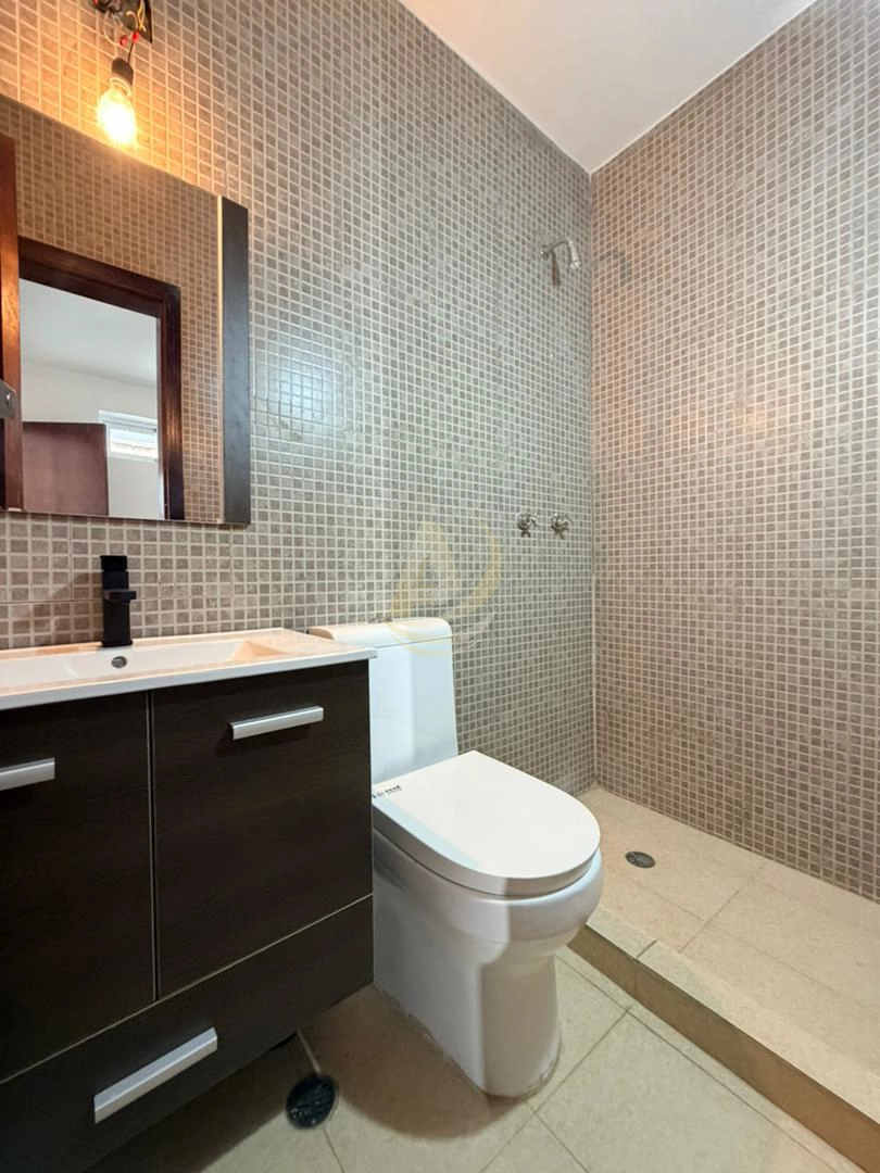 18 Townhouse en Venta en Margarita con excelente ubicación Townhouse en Venta en Margarita con excelente ubicación