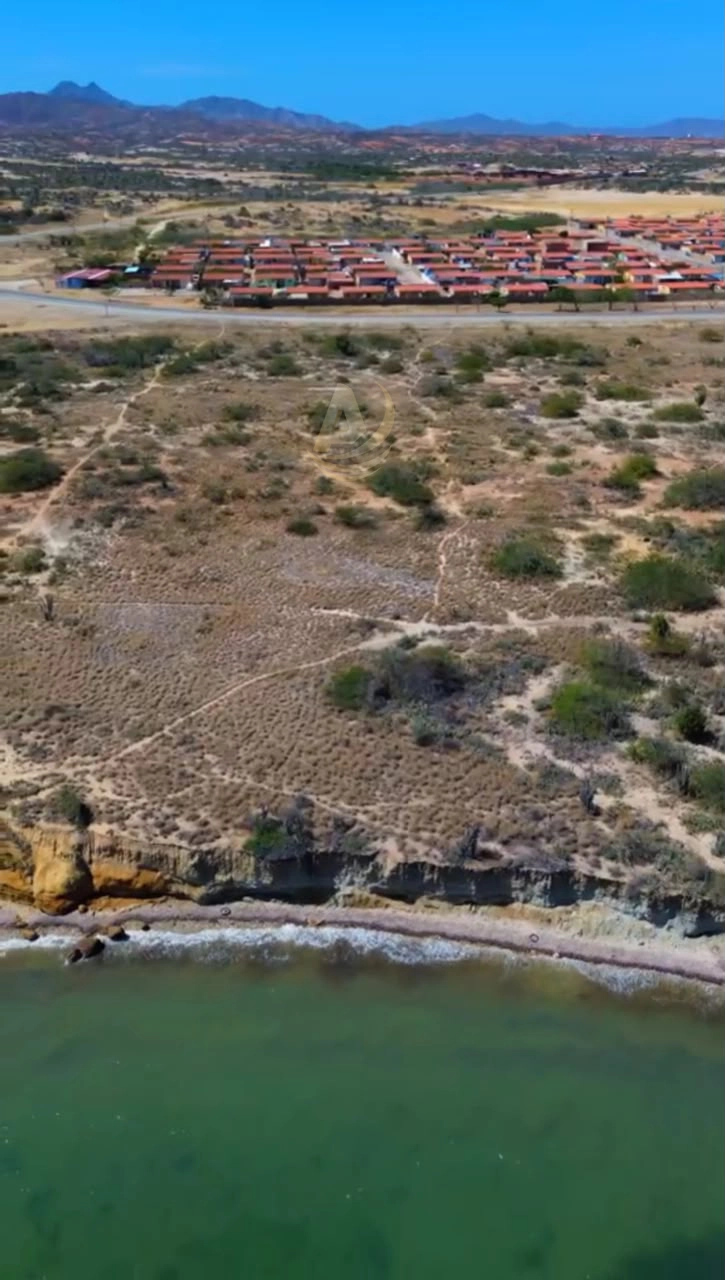 2 Terreno en Venta en Margarita Terreno en Venta en Margarita