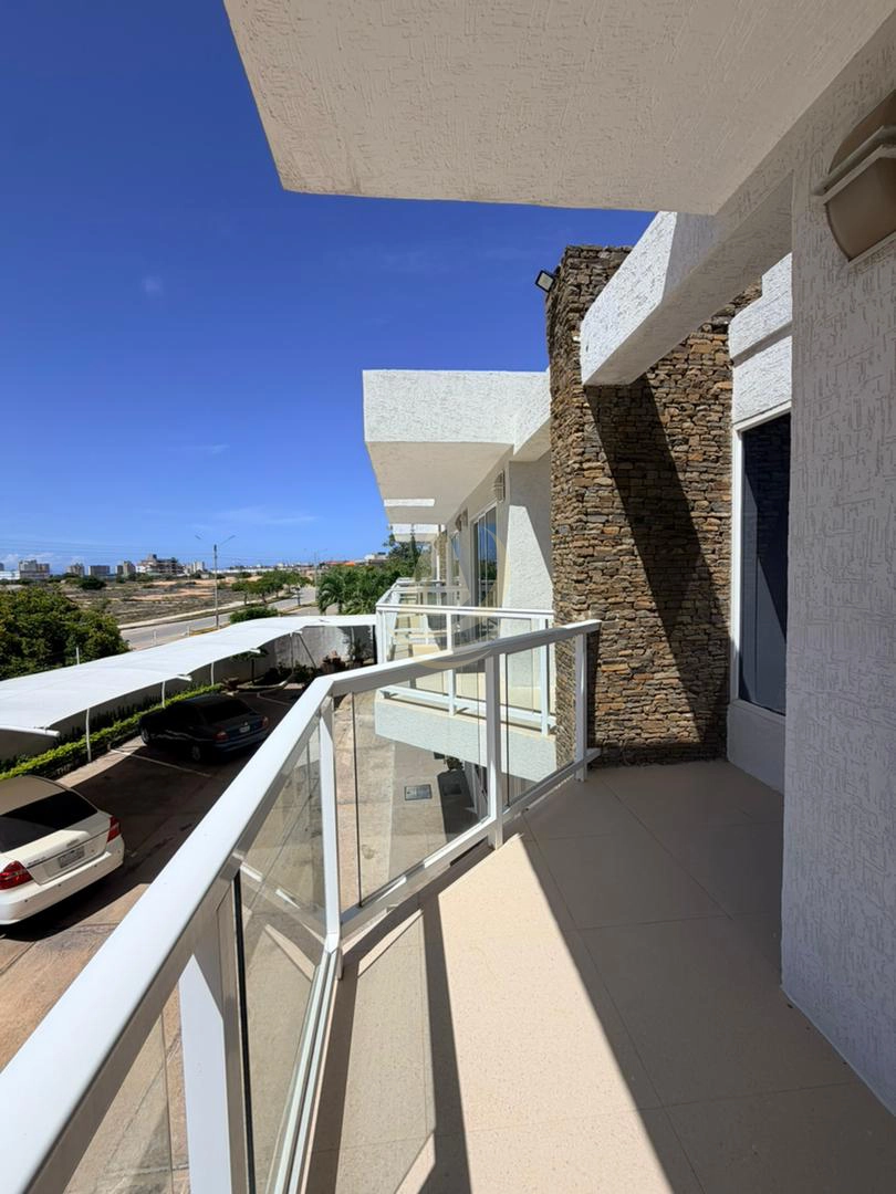 5 Townhouse en Venta en Margarita con excelente ubicación Townhouse en Venta en Margarita con excelente ubicación