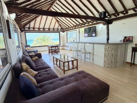 Casa en Venta en Margarita con vista al mar