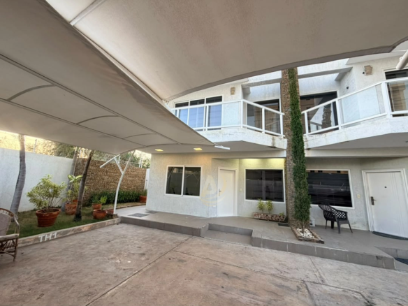 Townhouse en Venta en Margarita con excelente ubicación